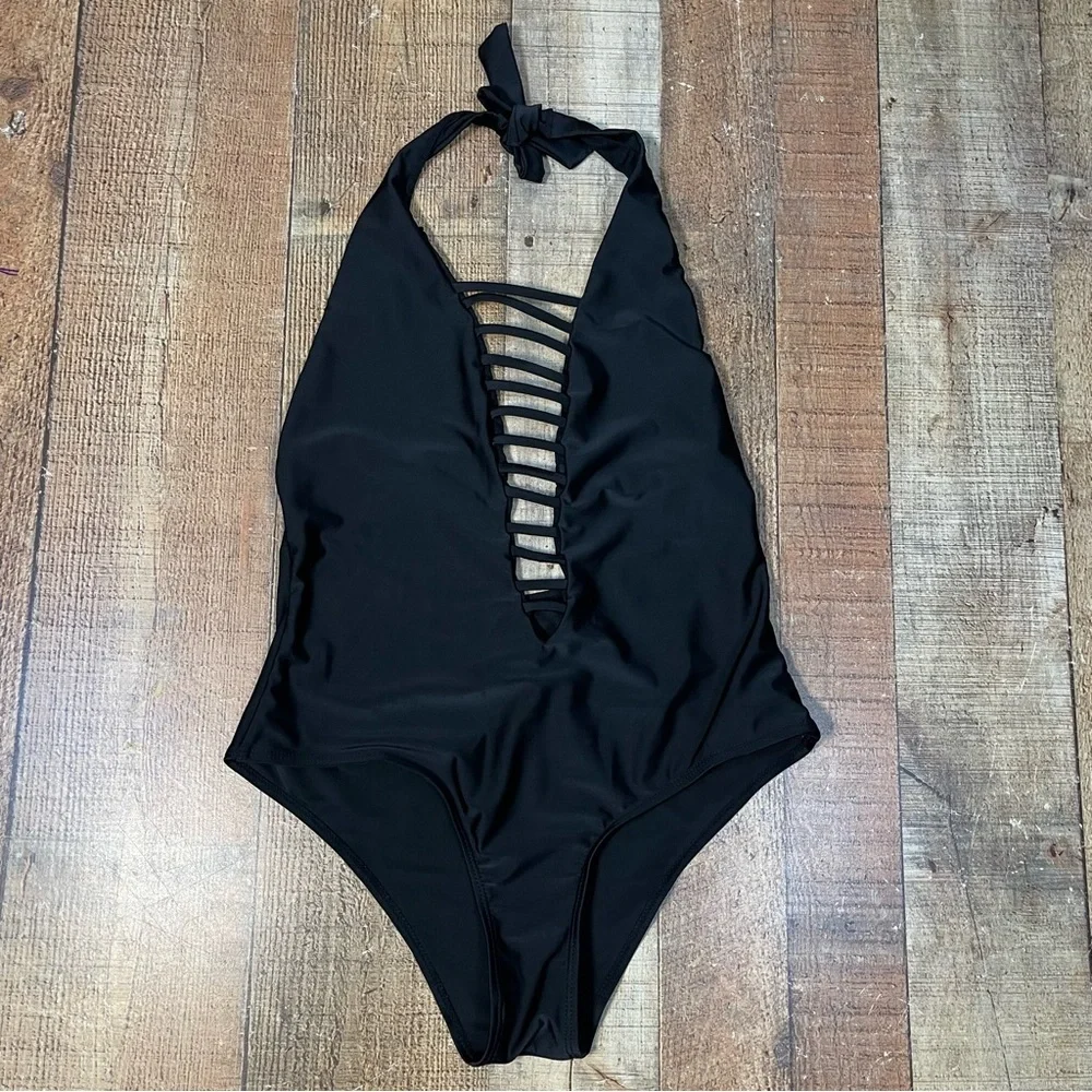 Elegant Women's XL Black Halter One-Piece Swimsuit Cutout Open Back Deep Cut